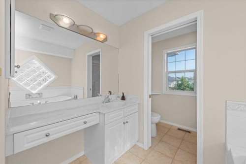 642 Citadel Drive Nw, Calgary, AB - Indoor