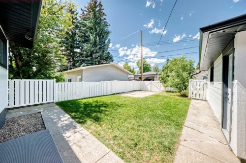 4139 Bowlen Street, Calgary, AB - Outdoor
