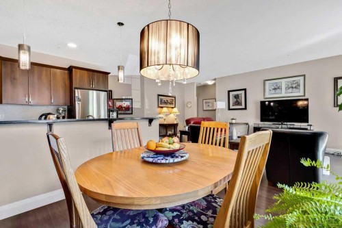 2110-15 Sunset Square, Cochrane, AB - Indoor Photo Showing Dining Room