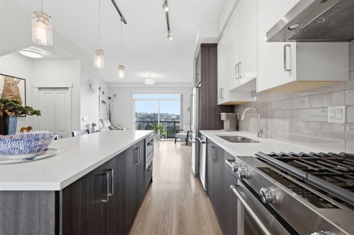 41 Sherwood Lane Nw, Calgary, AB 