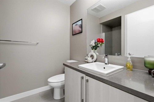 2-71 34 Avenue Sw, Calgary, AB 