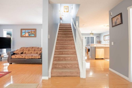 37 Martha'S Haven Manor Ne, Calgary, AB 