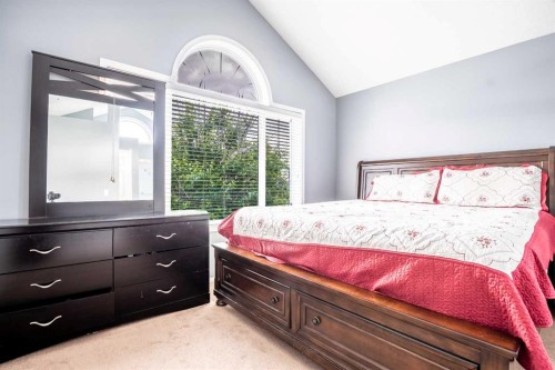 37 Martha'S Haven Manor Ne, Calgary, AB 