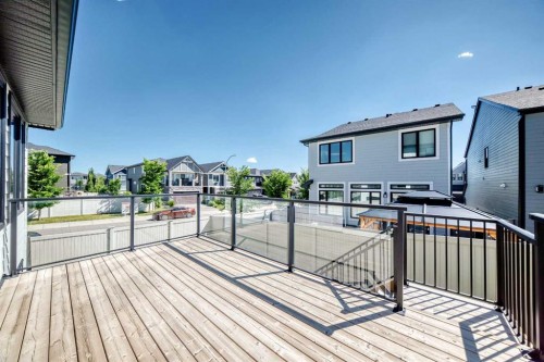 8 West Grove Link Sw, Calgary, AB 