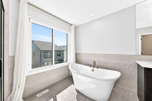8 West Grove Link Sw, Calgary, AB 