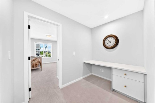 8 West Grove Link Sw, Calgary, AB 