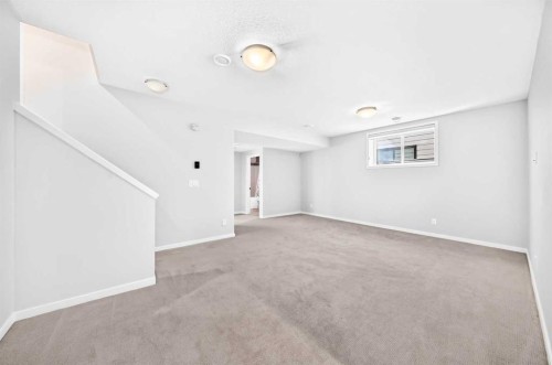8 West Grove Link Sw, Calgary, AB 