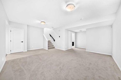 8 West Grove Link Sw, Calgary, AB 