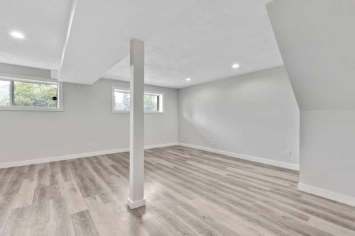 5 Templemont Road Ne, Calgary, AB - Indoor