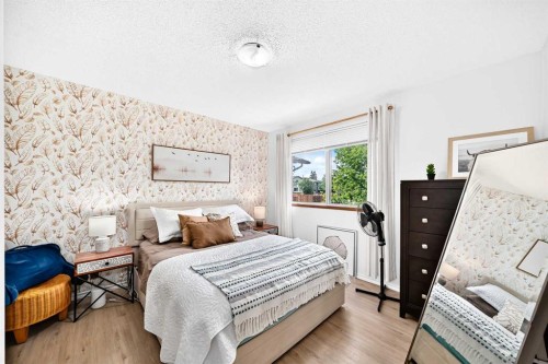 111 Bermondsey Way Nw, Calgary, AB 