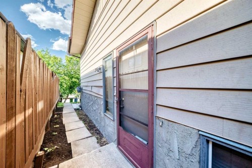 111 Bermondsey Way Nw, Calgary, AB 