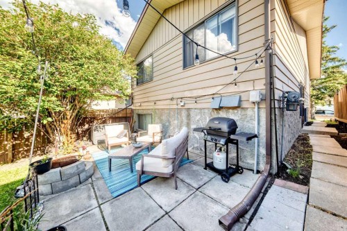 111 Bermondsey Way Nw, Calgary, AB 