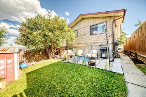 111 Bermondsey Way Nw, Calgary, AB 
