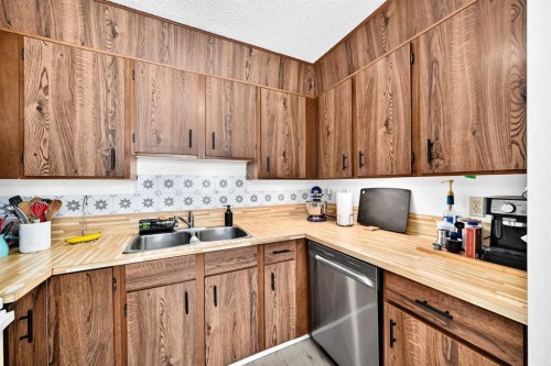 111 Bermondsey Way Nw, Calgary, AB 