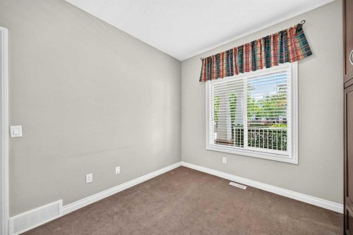 114 Tucker Circle, Okotoks, AB 