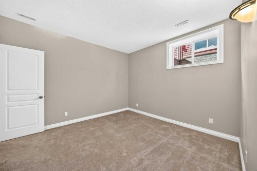 114 Tucker Circle, Okotoks, AB 