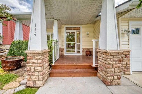 114 Tucker Circle, Okotoks, AB 