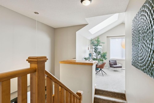 92 Discovery Ridge Circle Sw, Calgary, AB - Indoor Photo Showing Other Room