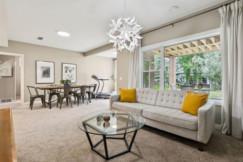 92 Discovery Ridge Circle Sw, Calgary, AB - Indoor Photo Showing Living Room
