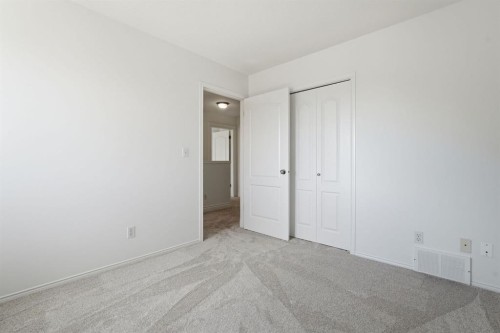 763 Stonehaven Drive, Carstairs, AB - Indoor Photo Showing Other Room