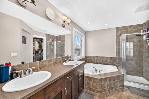 68 Sage Valley Drive Nw, Calgary, AB - Indoor Photo Showing Bathroom