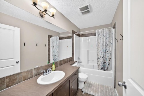 68 Sage Valley Drive Nw, Calgary, AB - Indoor Photo Showing Bathroom