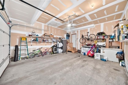 68 Sage Valley Drive Nw, Calgary, AB - Indoor Photo Showing Garage