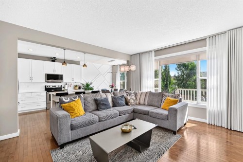 68 Sage Valley Drive Nw, Calgary, AB - Indoor Photo Showing Living Room