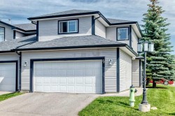35-102 Canoe Square SWAirdrie, AB T4B 2Z1