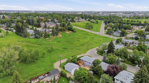 7403 20 Street Se, Calgary, AB - Outdoor With View