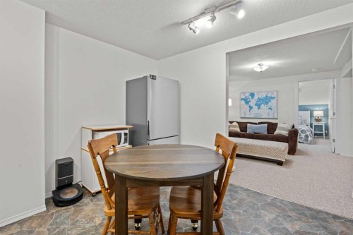 19 Riverbirch Road Se, Calgary, AB 
