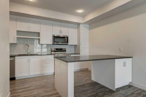 3105-100 Walgrove Court Se, Calgary, AB - Indoor Photo Showing Kitchen With Upgraded Kitchen