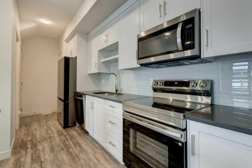 3105-100 Walgrove Court Se, Calgary, AB - Indoor Photo Showing Kitchen With Stainless Steel Kitchen With Upgraded Kitchen
