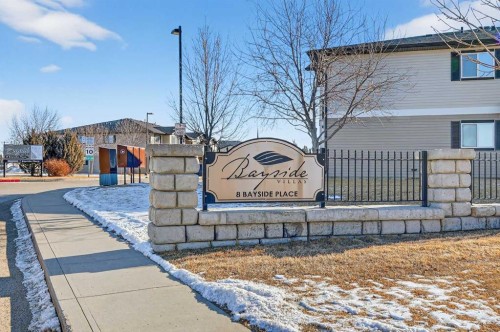 302-8 Bayside Place, Strathmore, AB - Outdoor