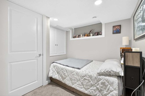 102 Panatella Hill Nw, Calgary, AB - Indoor Photo Showing Bedroom