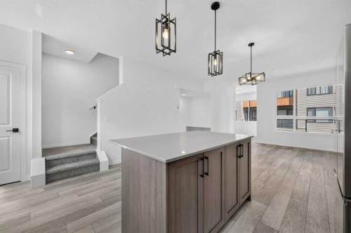 405-81 Midtown Boulevard Sw, Airdrie, AB - Indoor Photo Showing Kitchen
