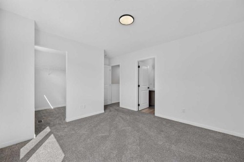 405-81 Midtown Boulevard Sw, Airdrie, AB - Indoor Photo Showing Other Room