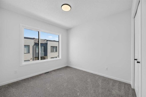 405-81 Midtown Boulevard Sw, Airdrie, AB - Indoor Photo Showing Other Room