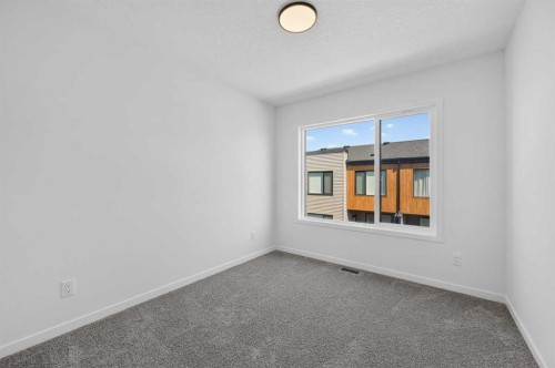 405-81 Midtown Boulevard Sw, Airdrie, AB - Indoor Photo Showing Other Room