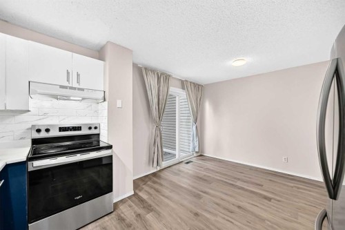 11 Falshire Terrace Ne, Calgary, AB - Indoor Photo Showing Kitchen