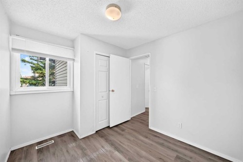 11 Falshire Terrace Ne, Calgary, AB - Indoor Photo Showing Other Room
