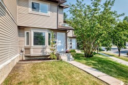11 Falshire Terrace NE Calgary, AB T3J 3B5