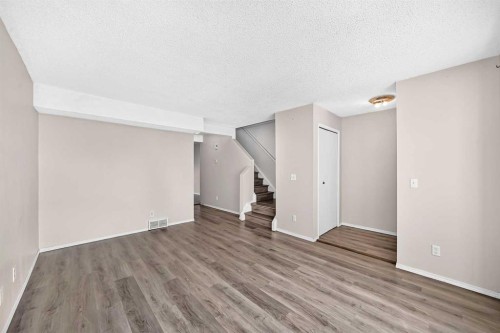 11 Falshire Terrace Ne, Calgary, AB - Indoor Photo Showing Other Room