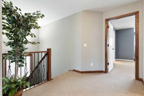 183 Sunset Close, Cochrane, AB 