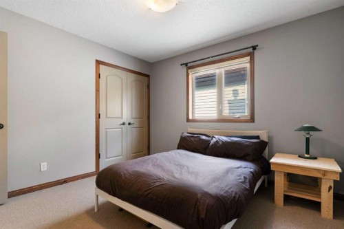 183 Sunset Close, Cochrane, AB 