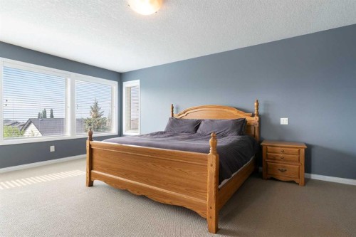 183 Sunset Close, Cochrane, AB 