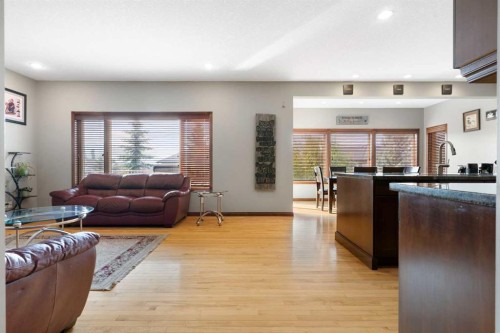183 Sunset Close, Cochrane, AB 
