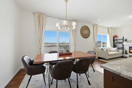 838 Edgefield Street, Strathmore, AB - Indoor Photo Showing Dining Room
