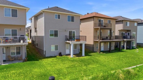 838 Edgefield Street, Strathmore, AB - Outdoor With Exterior
