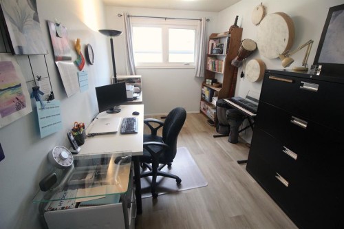 515 Blackthorn Road Ne, Calgary, AB 